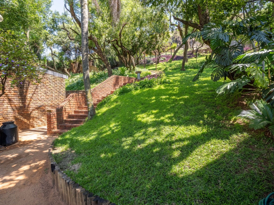 4 Bedroom Property for Sale in Waverley Gauteng