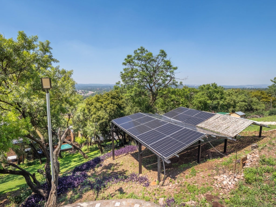 4 Bedroom Property for Sale in Waverley Gauteng