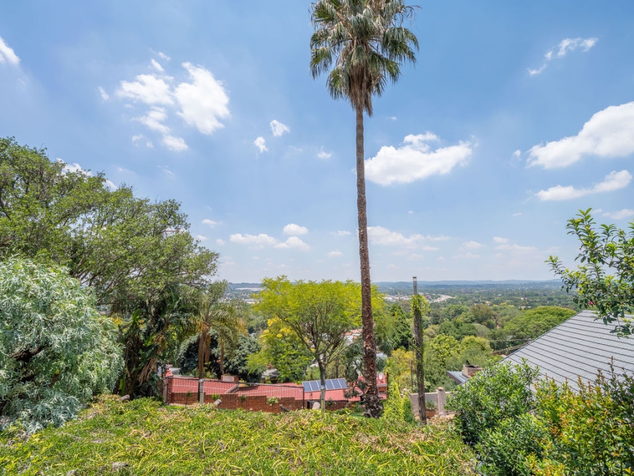 4 Bedroom Property for Sale in Waverley Gauteng