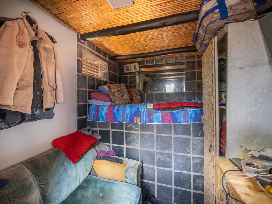 4 Bedroom Property for Sale in Waverley Gauteng