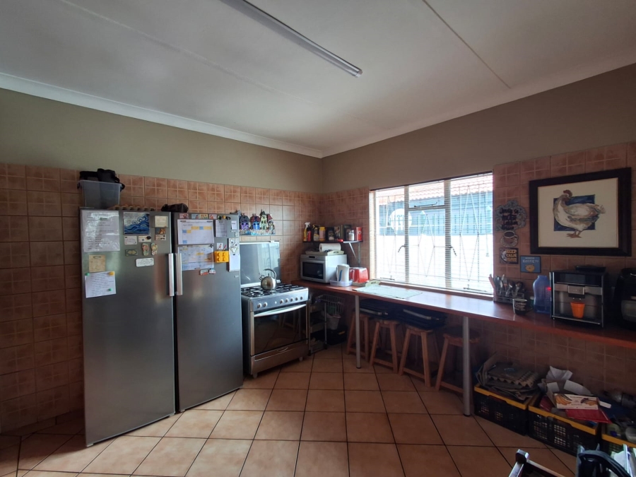 5 Bedroom Property for Sale in Capital Park Gauteng