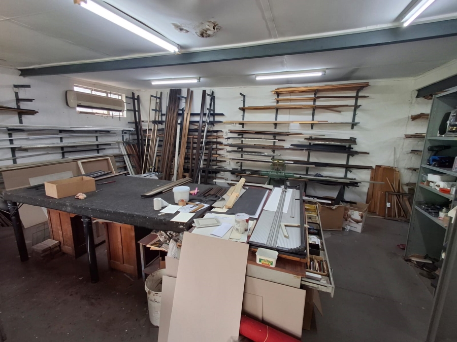 5 Bedroom Property for Sale in Capital Park Gauteng