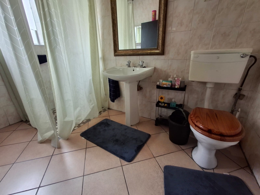 5 Bedroom Property for Sale in Capital Park Gauteng