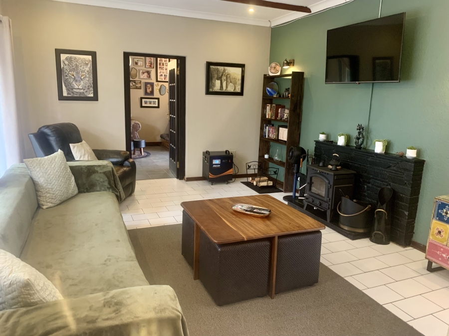 4 Bedroom Property for Sale in Farrarmere Gauteng