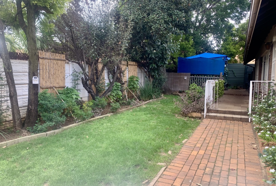 4 Bedroom Property for Sale in Farrarmere Gauteng