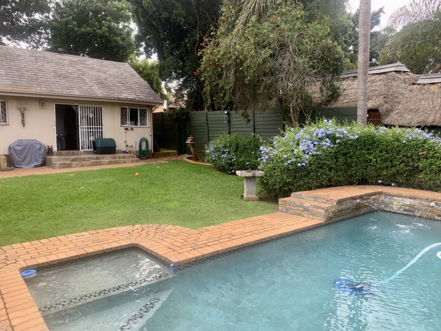 4 Bedroom Property for Sale in Farrarmere Gauteng
