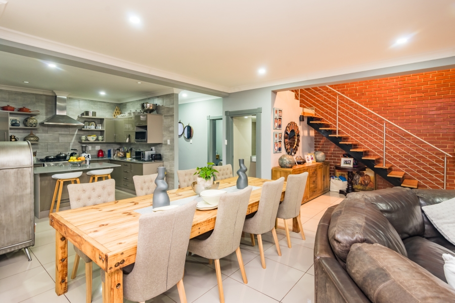 4 Bedroom Property for Sale in Willowbrook Gauteng