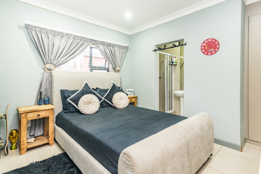4 Bedroom Property for Sale in Willowbrook Gauteng