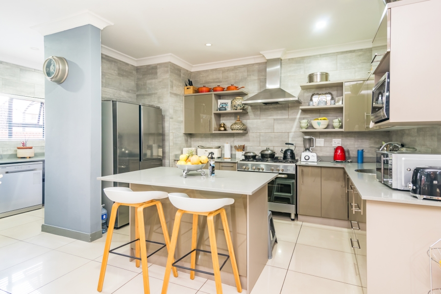4 Bedroom Property for Sale in Willowbrook Gauteng