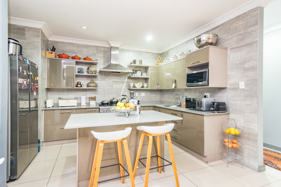 4 Bedroom Property for Sale in Willowbrook Gauteng