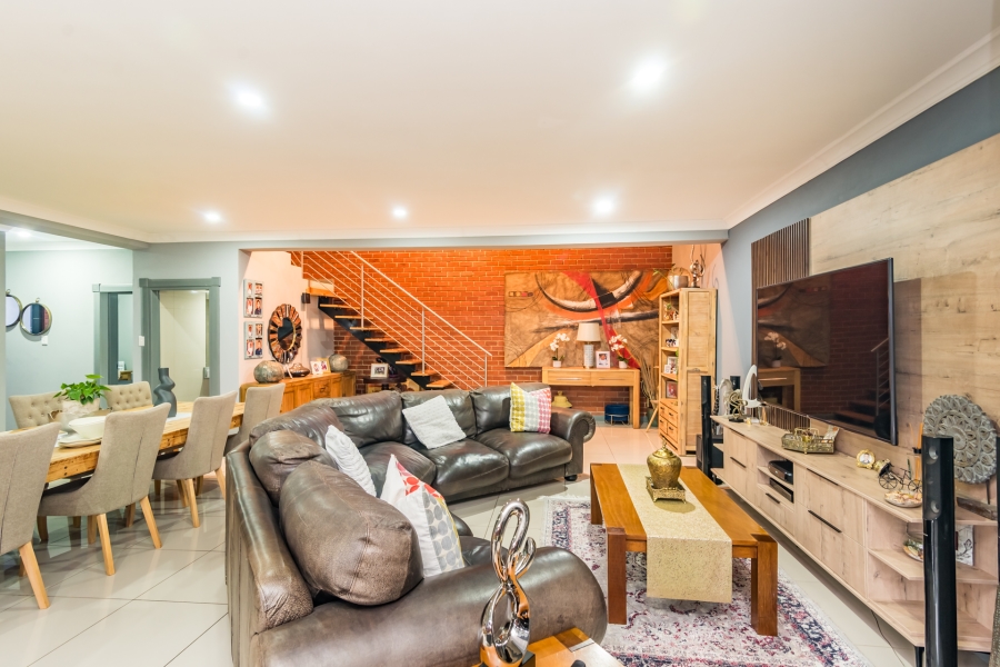 4 Bedroom Property for Sale in Willowbrook Gauteng