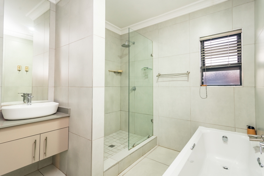 4 Bedroom Property for Sale in Willowbrook Gauteng