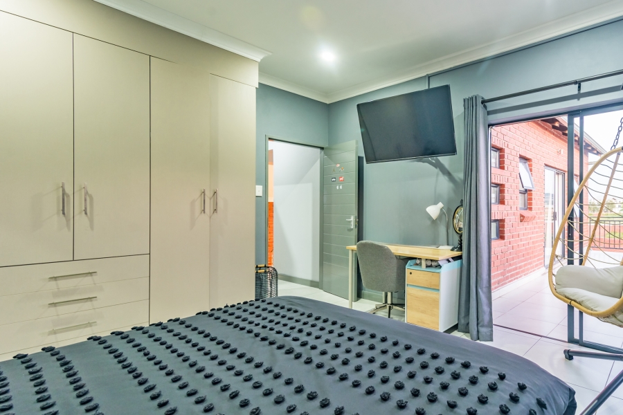 4 Bedroom Property for Sale in Willowbrook Gauteng
