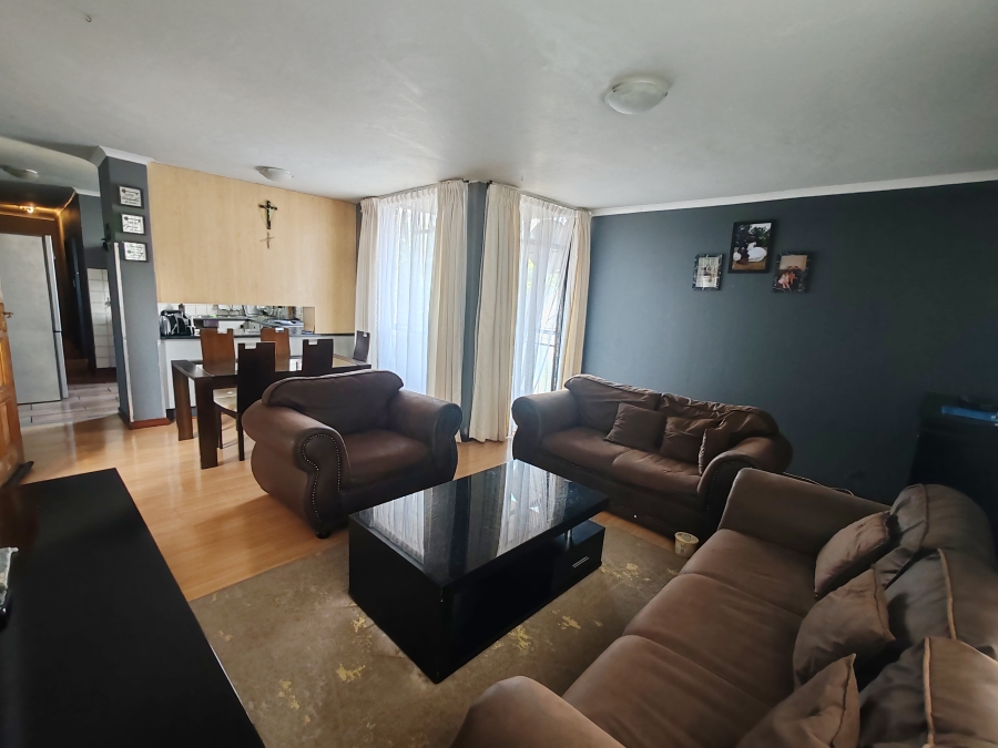 2 Bedroom Property for Sale in Villieria Gauteng