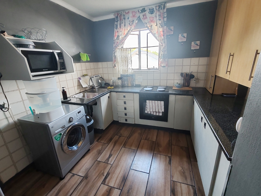 2 Bedroom Property for Sale in Villieria Gauteng