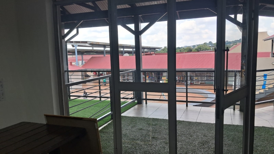 To Let Commercial Property for Rent in Pierre Van Ryneveld Gauteng