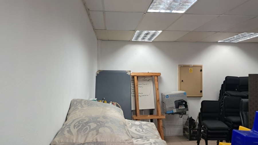 To Let Commercial Property for Rent in Pierre Van Ryneveld Gauteng