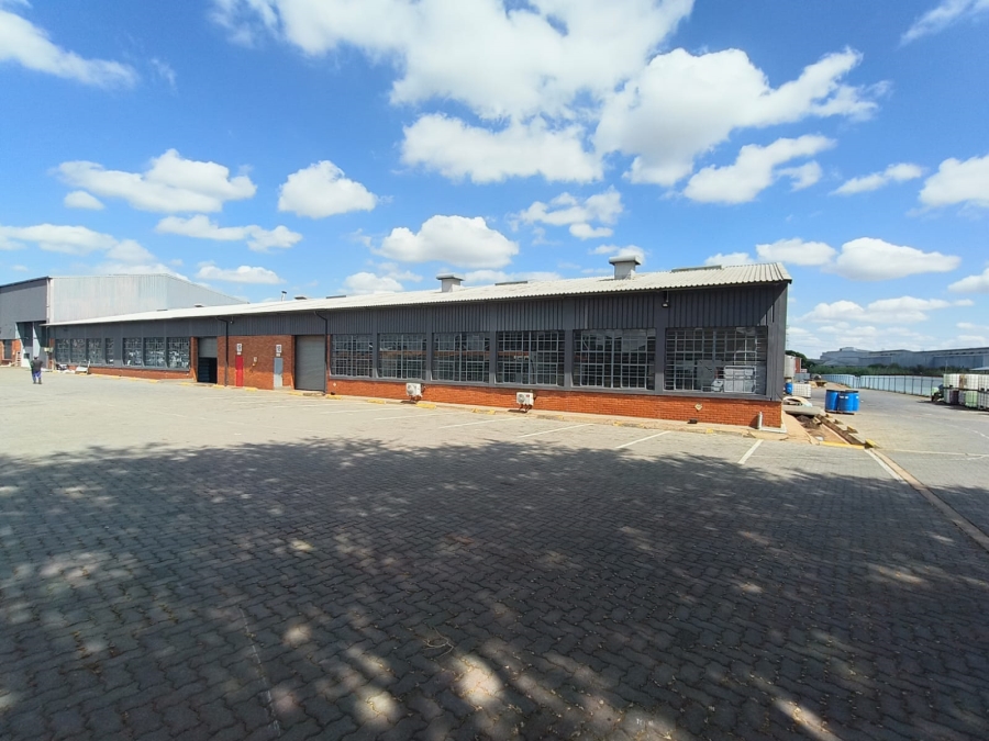To Let Commercial Property for Rent in Rosslyn Gauteng