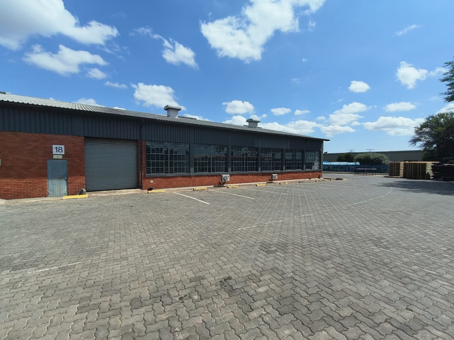 To Let Commercial Property for Rent in Rosslyn Gauteng