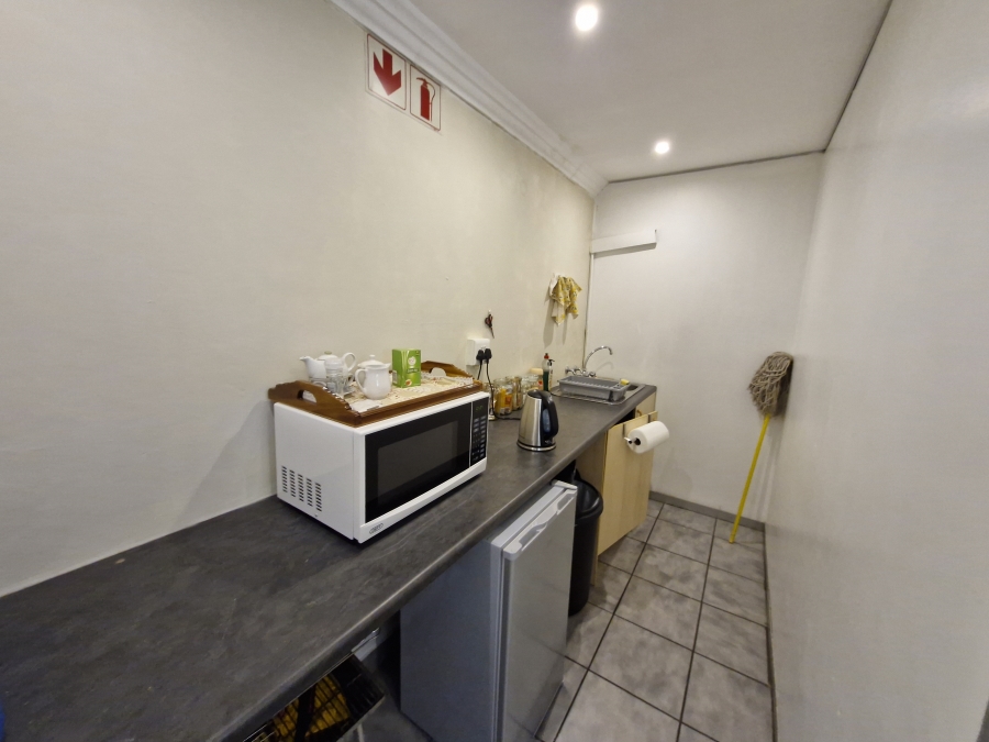 To Let Commercial Property for Rent in Wierda Park Gauteng