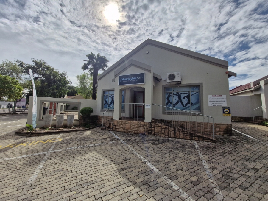 To Let Commercial Property for Rent in Wierda Park Gauteng