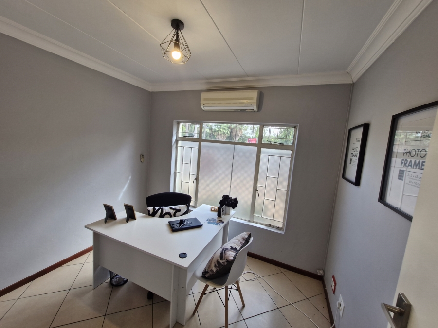 To Let Commercial Property for Rent in Wierda Park Gauteng