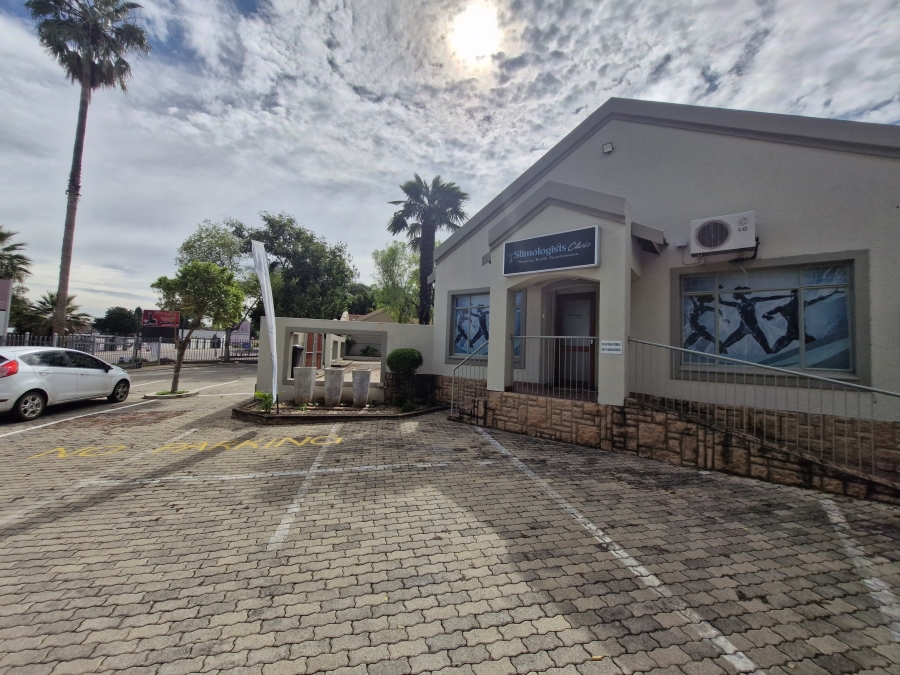 To Let Commercial Property for Rent in Wierda Park Gauteng
