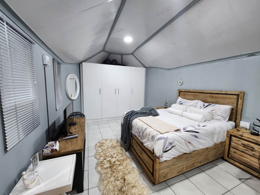 3 Bedroom Property for Sale in Glen Donald A H Gauteng