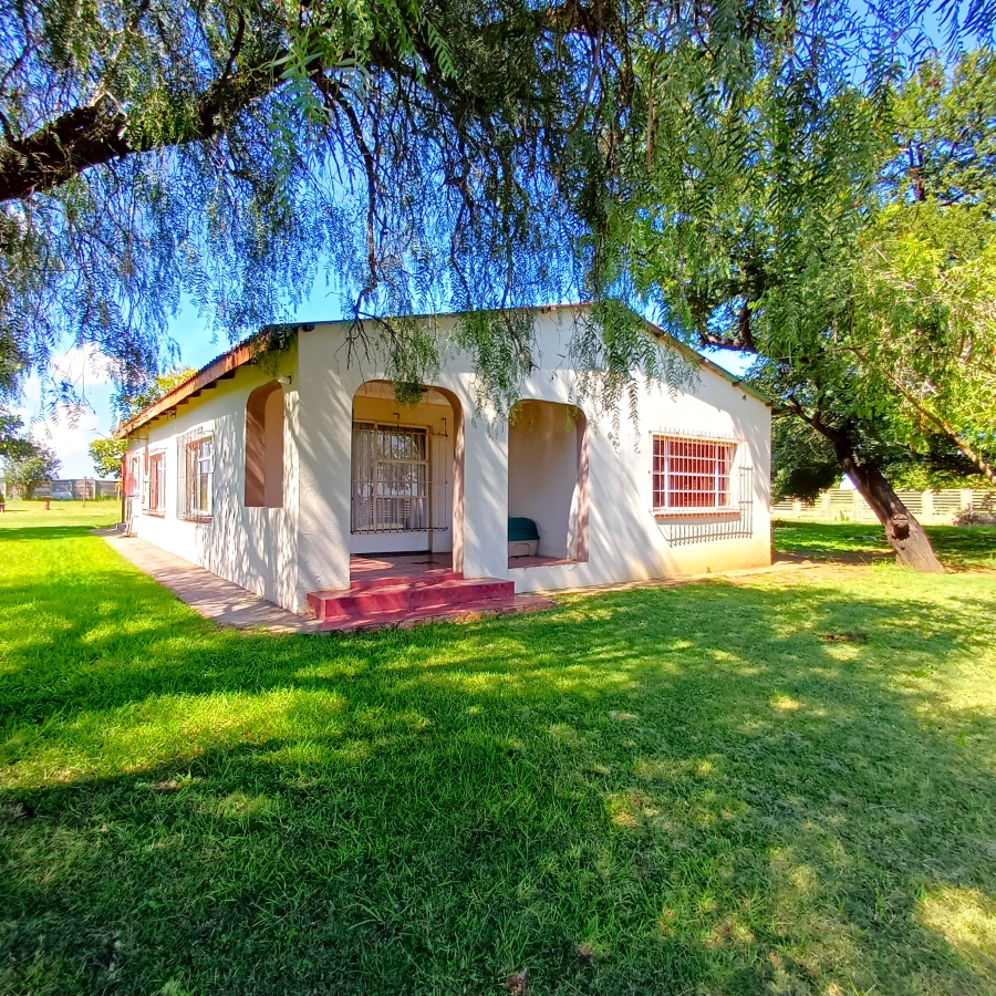 3 Bedroom Property for Sale in Nelsonia Gauteng