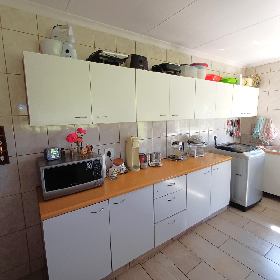3 Bedroom Property for Sale in Nelsonia Gauteng
