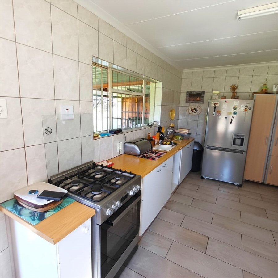 3 Bedroom Property for Sale in Nelsonia Gauteng