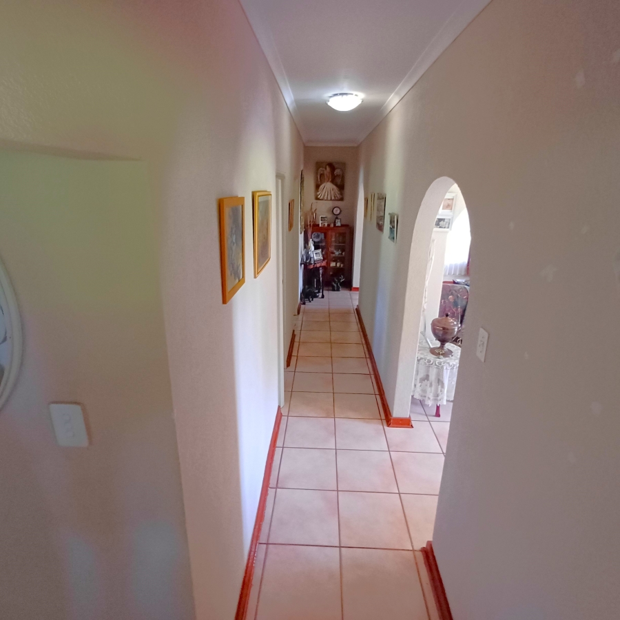 3 Bedroom Property for Sale in Nelsonia Gauteng