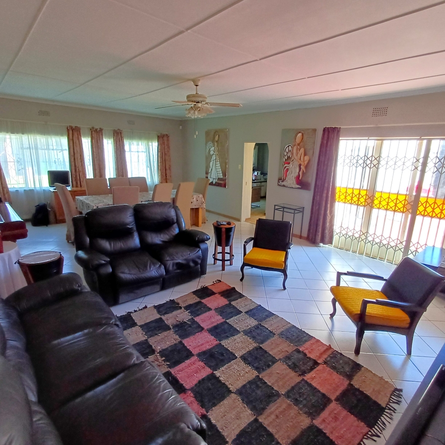 3 Bedroom Property for Sale in Nelsonia Gauteng