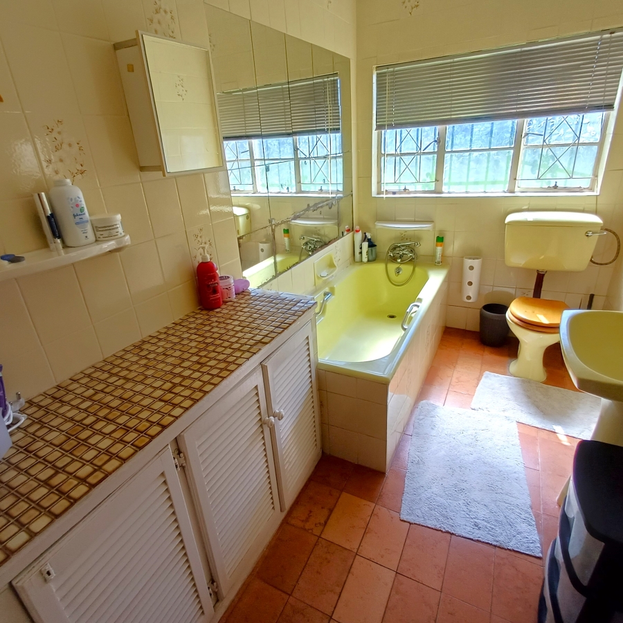 3 Bedroom Property for Sale in Nelsonia Gauteng