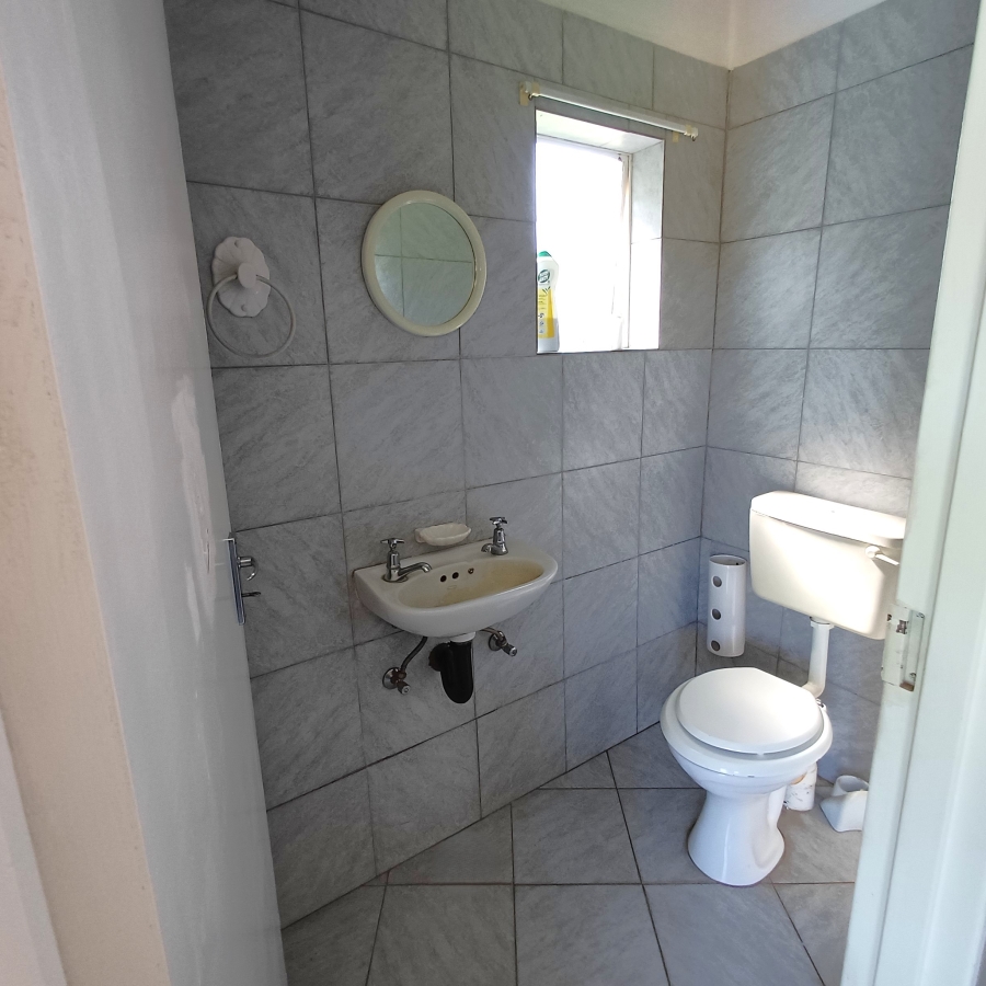 3 Bedroom Property for Sale in Nelsonia Gauteng