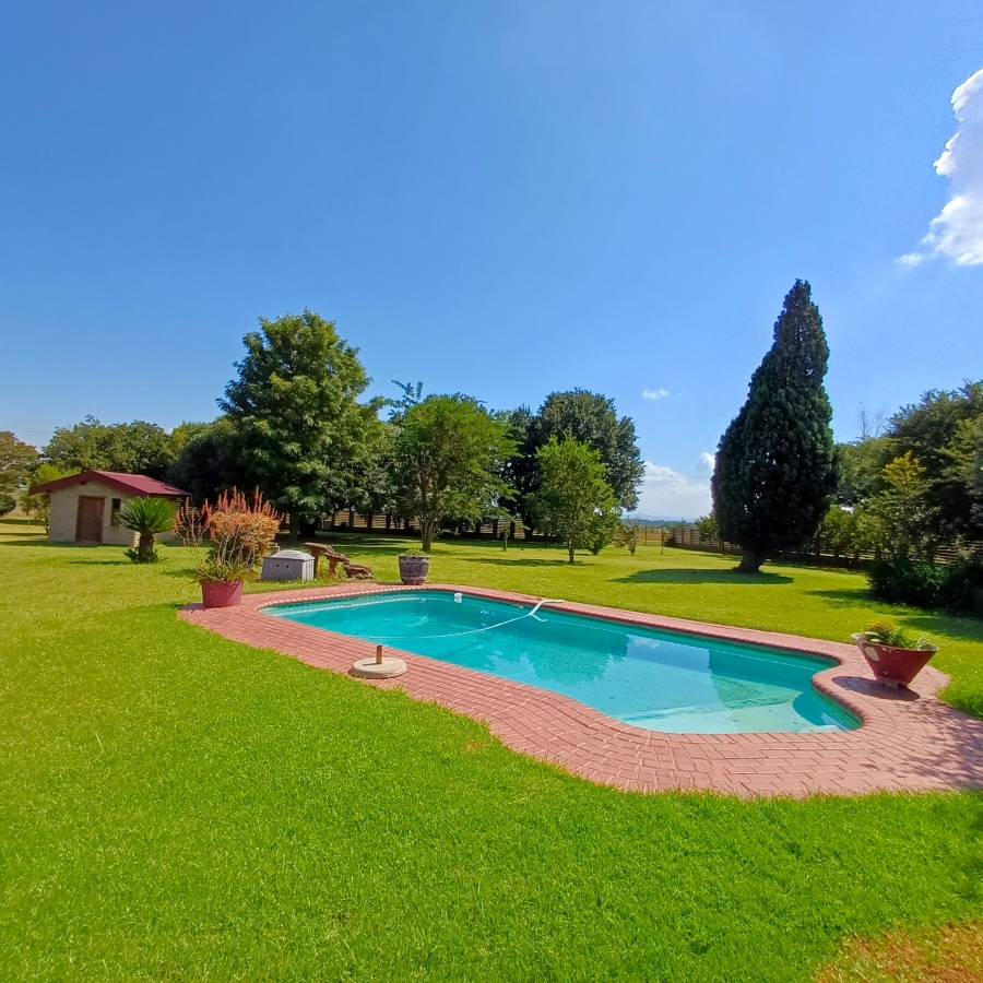 3 Bedroom Property for Sale in Nelsonia Gauteng