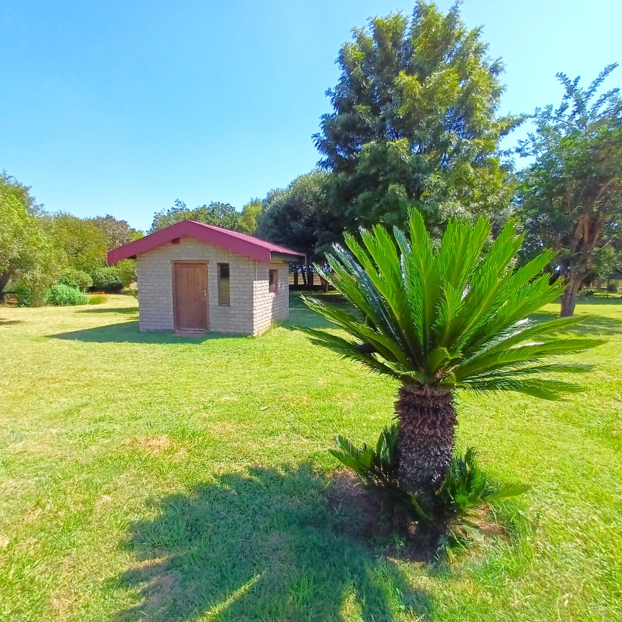 3 Bedroom Property for Sale in Nelsonia Gauteng