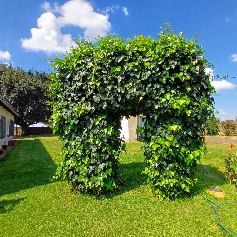 3 Bedroom Property for Sale in Nelsonia Gauteng