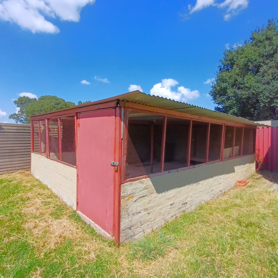 3 Bedroom Property for Sale in Nelsonia Gauteng