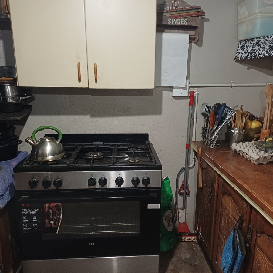 1 Bedroom Property for Sale in Nelsonia Gauteng