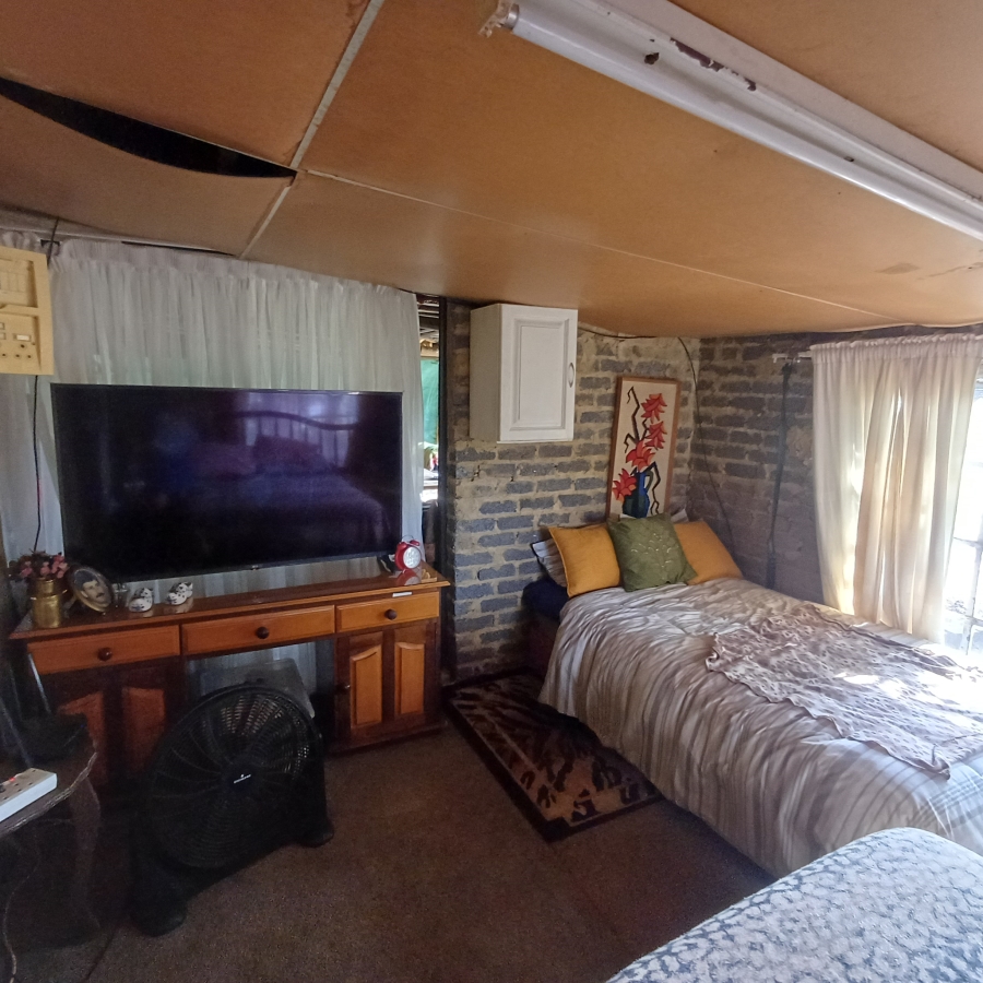 1 Bedroom Property for Sale in Nelsonia Gauteng