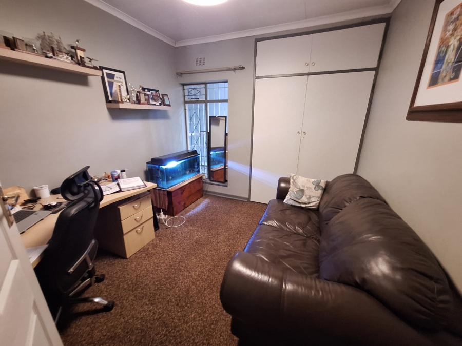 4 Bedroom Property for Sale in Vanderbijlpark SE 6 Gauteng