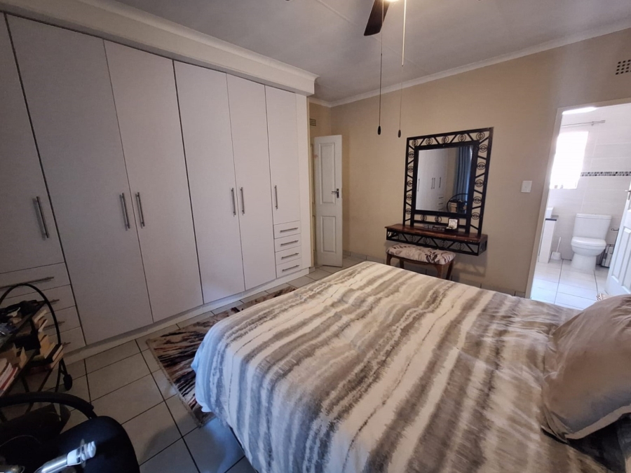 4 Bedroom Property for Sale in Vanderbijlpark SE 6 Gauteng