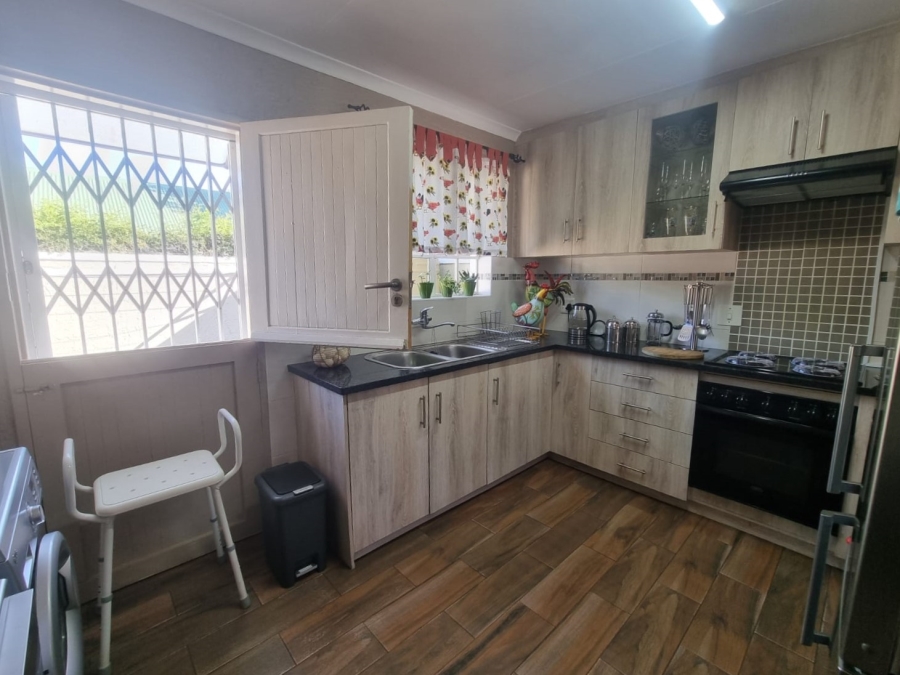3 Bedroom Property for Sale in Vanderbijlpark SW 5 Gauteng