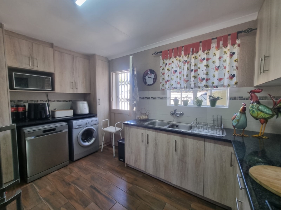 3 Bedroom Property for Sale in Vanderbijlpark SW 5 Gauteng