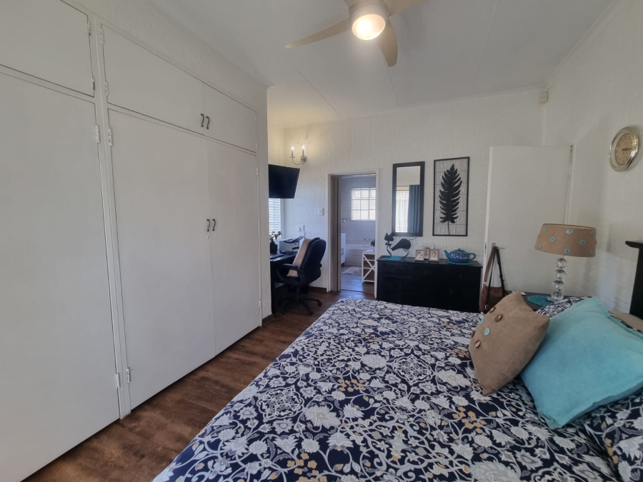 3 Bedroom Property for Sale in Vanderbijlpark SW 5 Gauteng