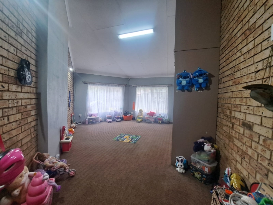 4 Bedroom Property for Sale in Vanderbijlpark SE Gauteng