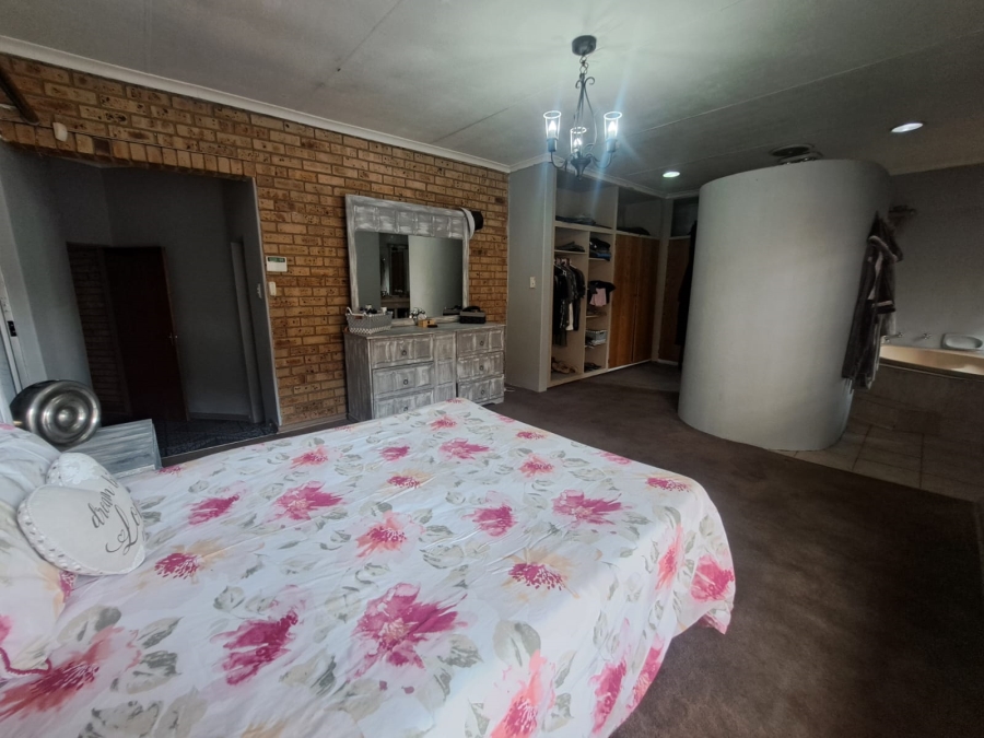4 Bedroom Property for Sale in Vanderbijlpark SE Gauteng