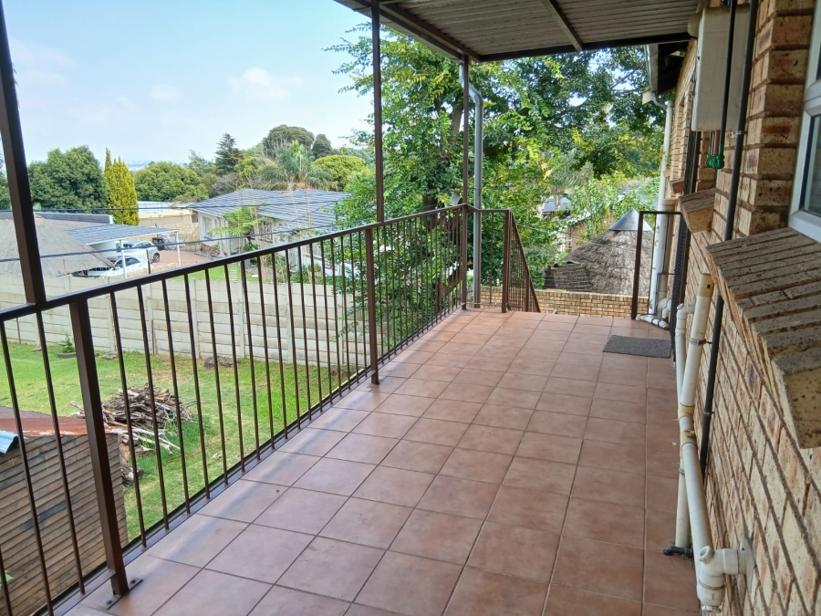 3 Bedroom Property for Sale in Horison Gauteng