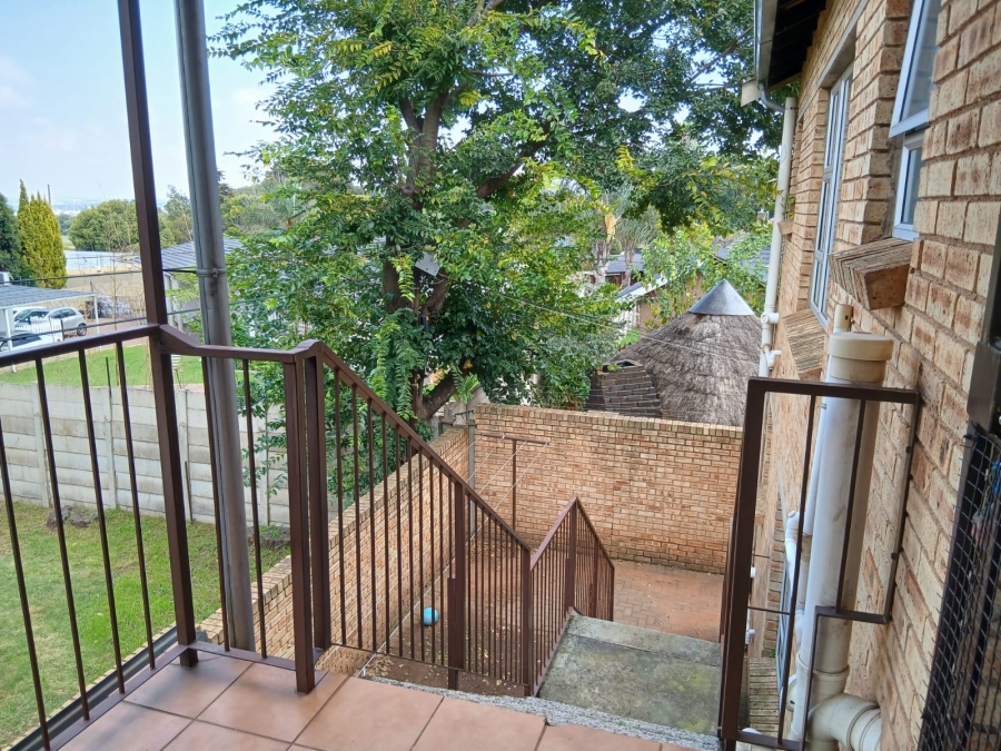 3 Bedroom Property for Sale in Horison Gauteng